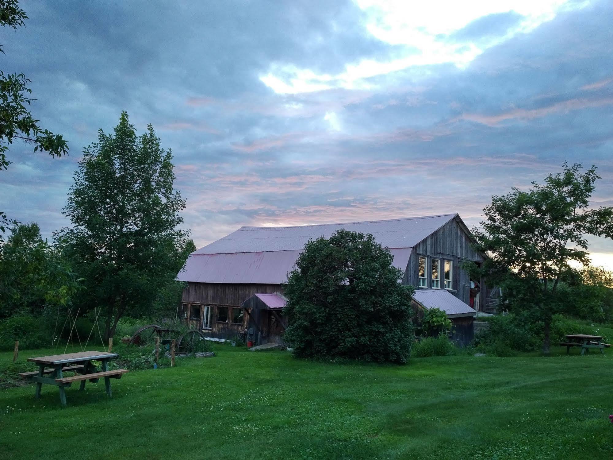 L'Aubergine Hotel Saint Hilarion Kültér fotó